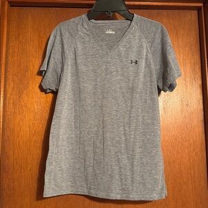 Under Armour Women’s Heather Gray V-Neck Tee